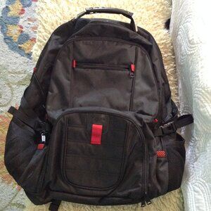 YOREPEK XL Unisex backpack, Used once; Business work bag, USB Charging, Roomy